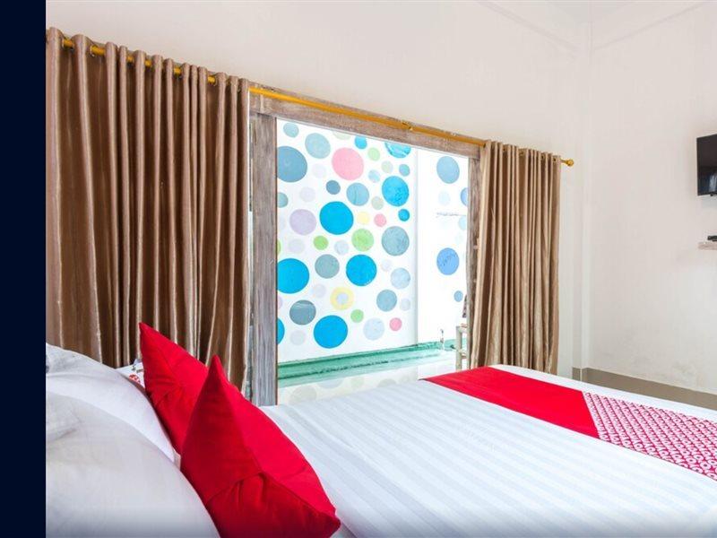 Hotel Vaccinated Staff - Oyo 1324 White House Gili Trawangan Zewnętrze zdjęcie